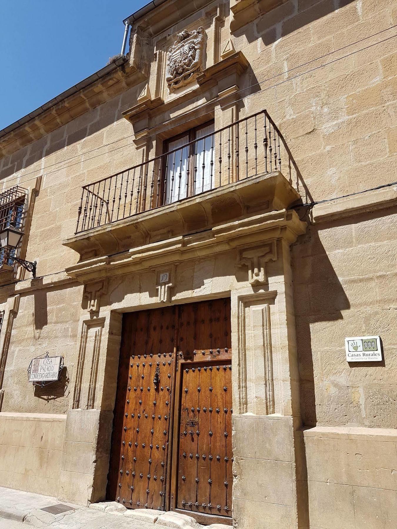 Casa Palacio Conde De Garcinarro Huete Exterior photo